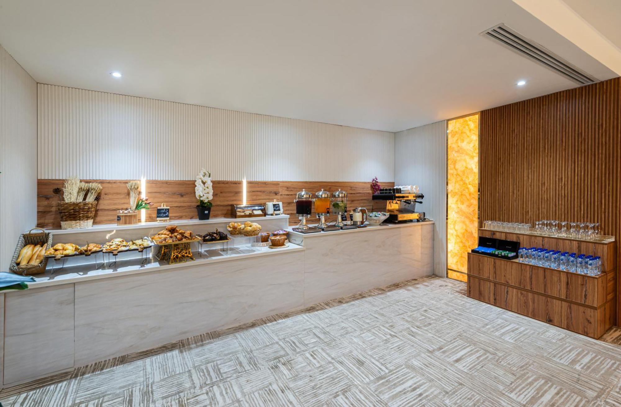 Ross Hotel Rijad Zewnętrze zdjęcie