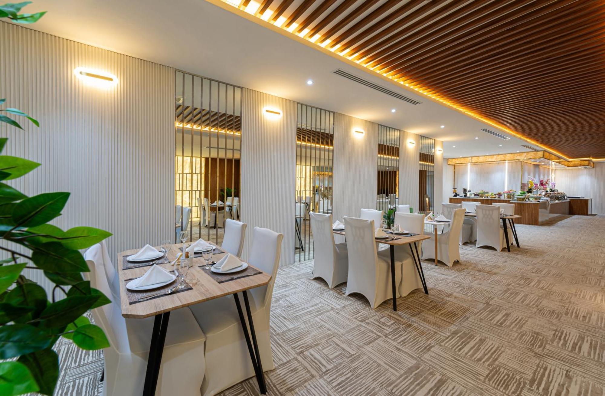 Ross Hotel Rijad Zewnętrze zdjęcie